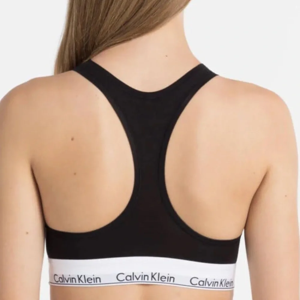 Calvin Klein size M Black Modern Cut unlined Cotton blend racerback Sports Bra